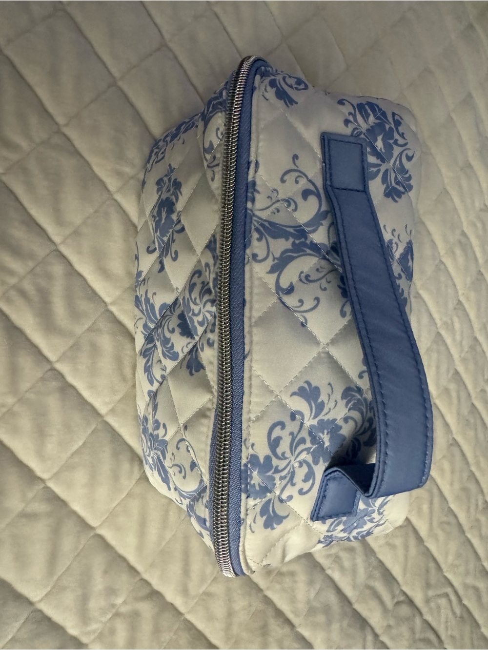 Makeup bag
